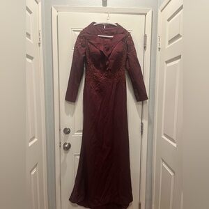 Elegant Burgundy Evening Gown
